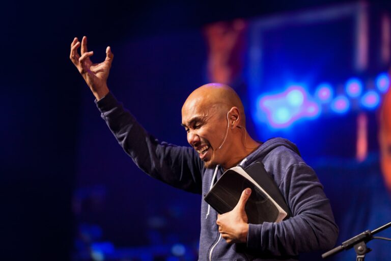 Taking God as His Word-Francis Chan